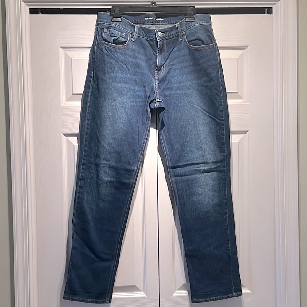 Old Navy Mid Rise Wow Boyfriend Jeans